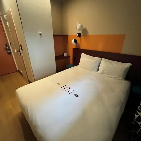 Unisotel Lyon Eurexpo Hotel