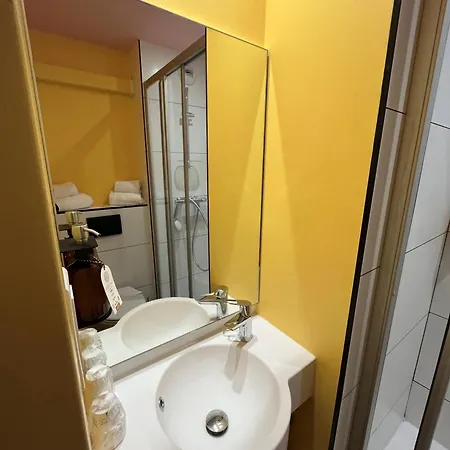 Hotel Unisotel Lyon Eurexpo
