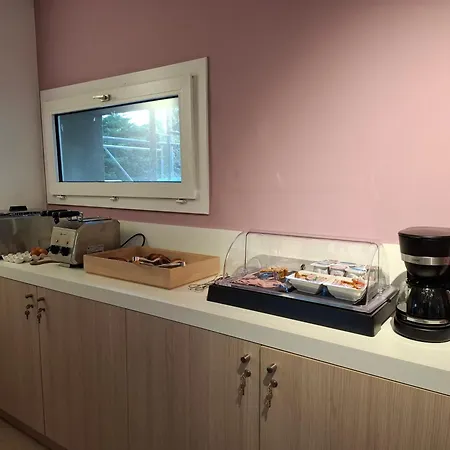 Unisotel Hotel